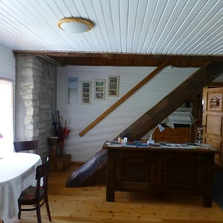 Jurna Recreation Farm * Upa